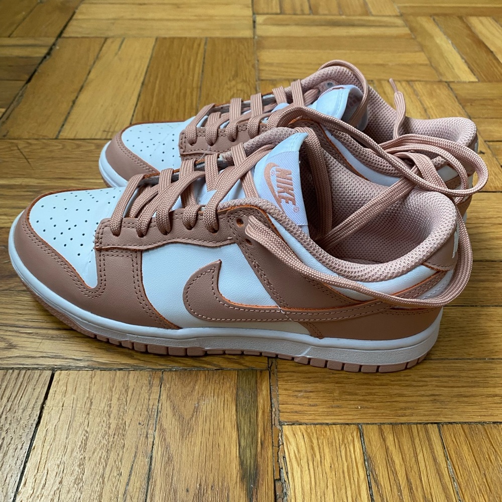 Nike Dunks Rose Whisper (pink) W6.5 used-like new